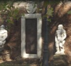 Porta magica di villa Palombara