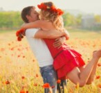 In primavera ci si innamora di più: ma sarà vero?